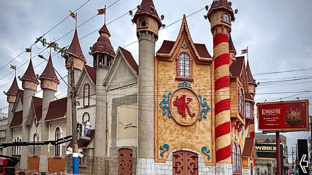 photo-output-7-1024x576 Pizzaria em Balneário Camboriú - Karazan e o Castelo Mágico